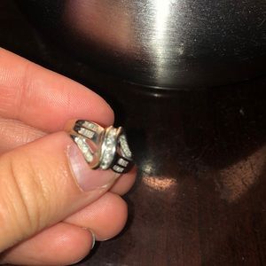 10k white gold diamond ring